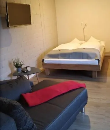 Apartment 5