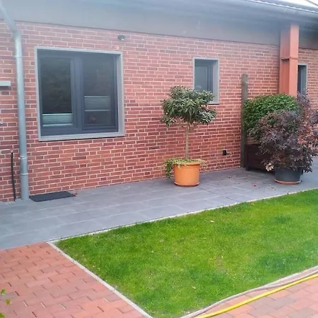 Apartment 5 *