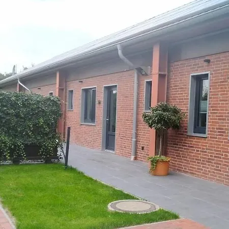 Apartment 5 *